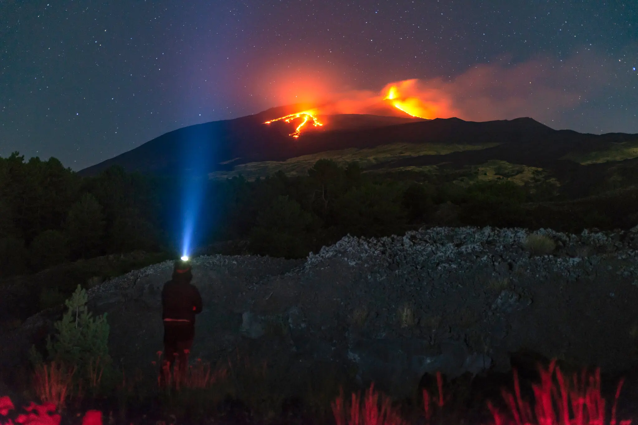 Етна між лавою і келихом: як вулкан зробив Сицилію новою винною Меккою